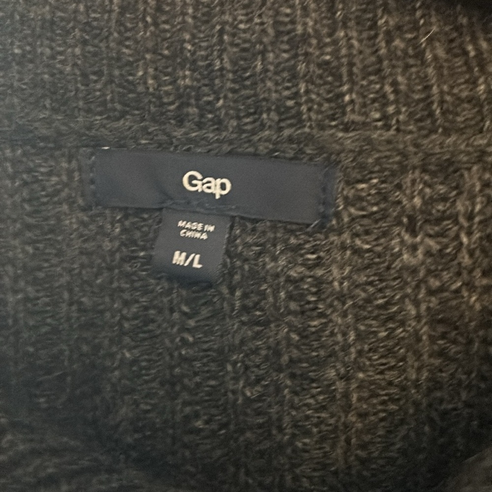 Gap cape - Picture 2 of 3